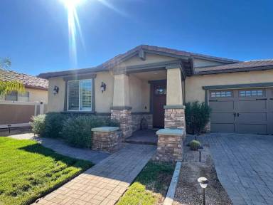 Main picture of 155 Tradition Ct