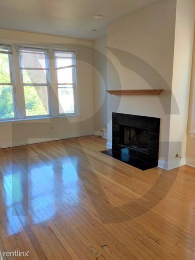 Main picture of 3846 N Southport Ave