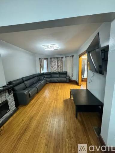 Main picture of 6200 S Campbell Ave