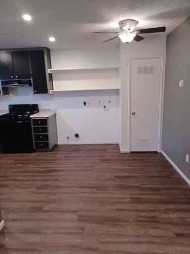 Main picture of 21400 Golden Hills Blvd
