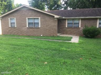 Main picture of 692 Frankfort Dr