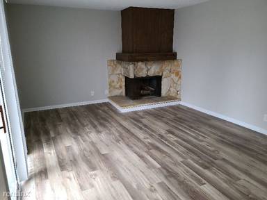 Main picture of 1316 Aarons Way