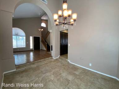 Main picture of 1406 W Lake Mirage Ct