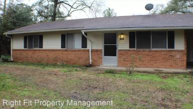 Main picture of 4446 Chapman St