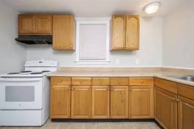 Main picture of 148 Mill St
