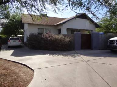 Main picture of 1425 N Euclid Ave