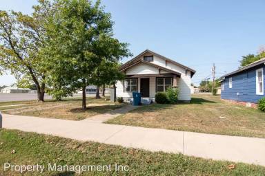 Main picture of 1416 W 9th St
