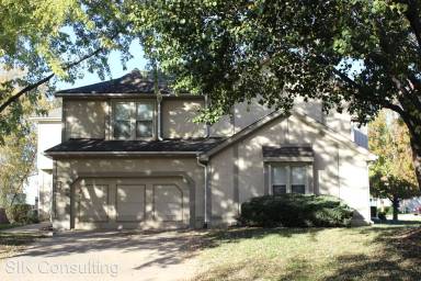 Main picture of 10802 W 115th Ter