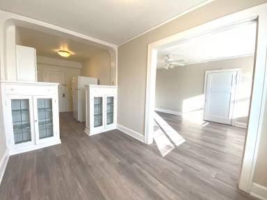 Main picture of 3953 N Maryland Ave