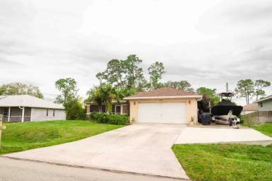 Main picture of 9096 Temple Rd W