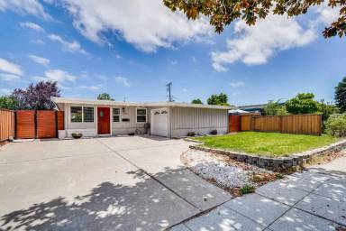 Main picture of 1343 Torrance Ave