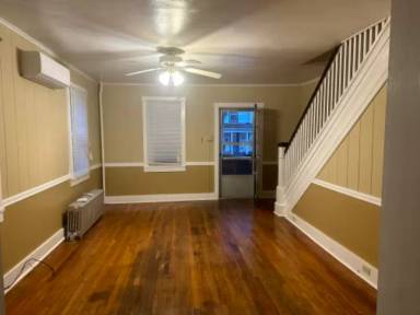Main picture of 477 W 3rd St