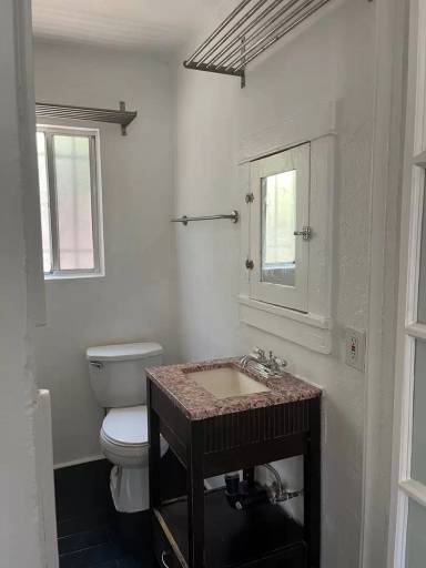 Main picture of 4314 Lockwood Ave