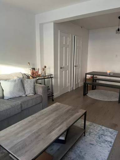 Main picture of 8385 116th St