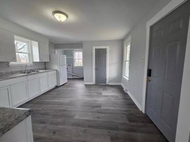 Main picture of 3533 Douglas Ave