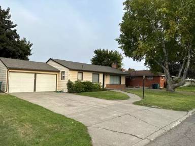 Main picture of 1017 N 14th St