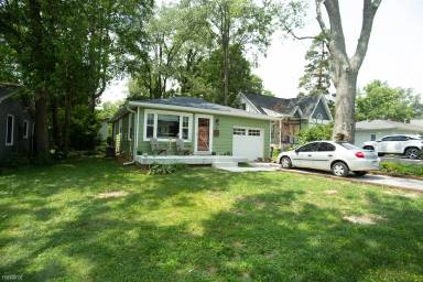 Main picture of 306 N Roosevelt St