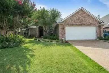 Main picture of 2505 Magnolia Leaf Ln