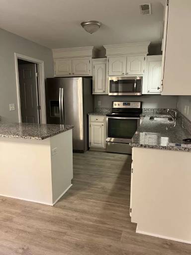 Main picture of 3155 Foxcroft Cir