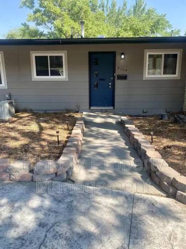 Main picture of 2110 S Roosevelt St