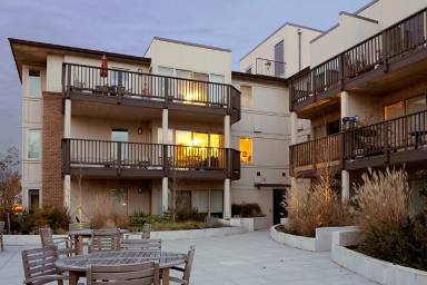 Main picture of John Court