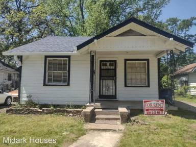 Main picture of 1905 Parker St