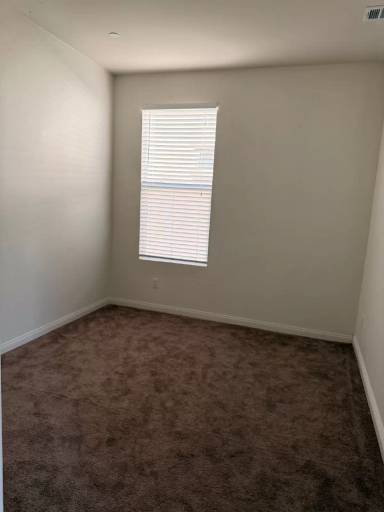 Main picture of 4790 Preston St