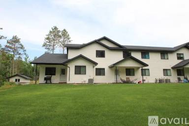 Main picture of 3852 Ballards Blvd