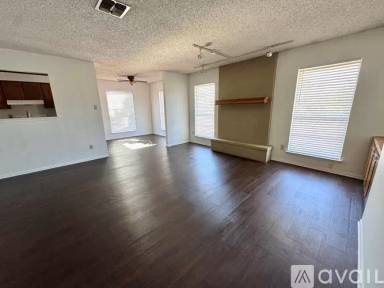 Main picture of 1020 Mission Dr