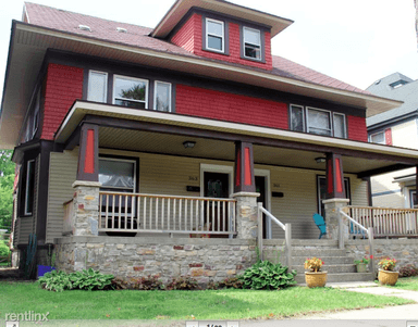 Main picture of 345 Richard Ter SE