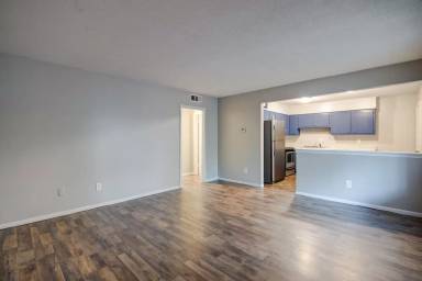 Main picture of 336 S Dudley St