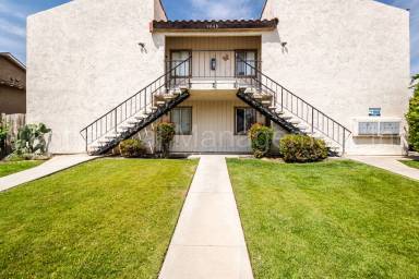 Main picture of 4648 Columbus St