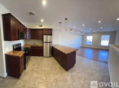Main picture of 3655 13th St NW