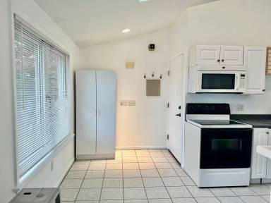 Main picture of 68 Whites Point Rd