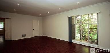 Main picture of 9933 Robbins Dr