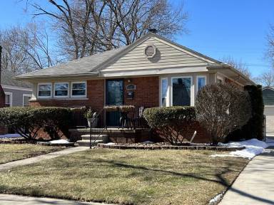 Main picture of 1827 Oakshire Ave