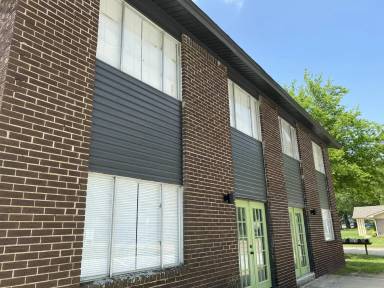 Main picture of 1912 Dave Ward Dr