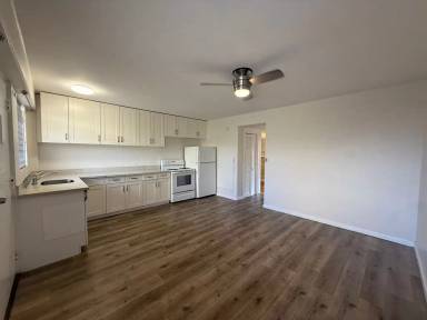 Main picture of 369 Hobron Ln