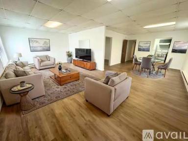 Main picture of 1901 E 26th St