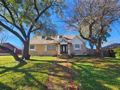 Main picture of 5027 Regatta Dr
