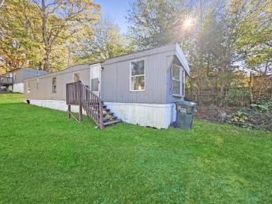 Main picture of 412 McElhaney Rd