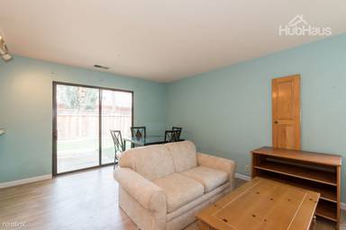 Main picture of 50 E Middlefield Rd