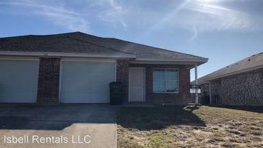 Main picture of 318 Cedar Ridge Dr