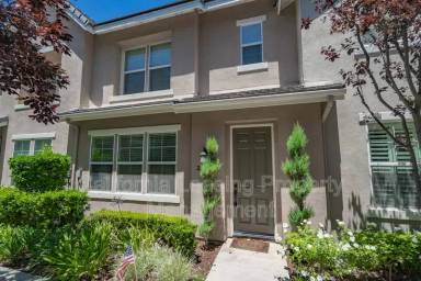 Main picture of 27290 Arbor Pl
