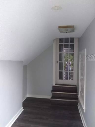 Main picture of 927 10th St NW