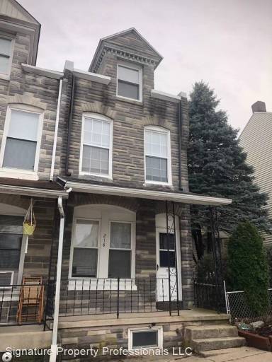 Main picture of 230 Chestnut St