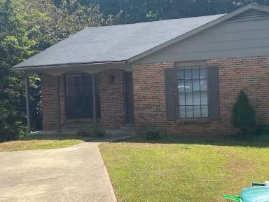 Main picture of 33 Crestwood Ct