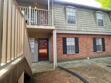 Main picture of 3824 Country Club Rd