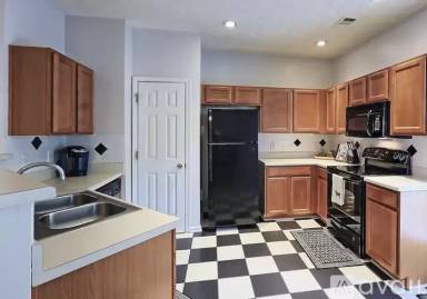 Main picture of 203 Village Square Dr