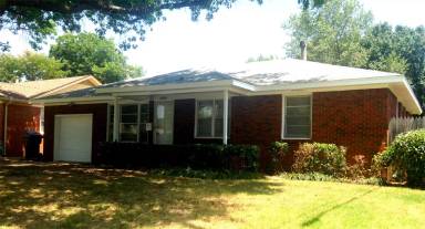 Main picture of 4804 N Detroit St